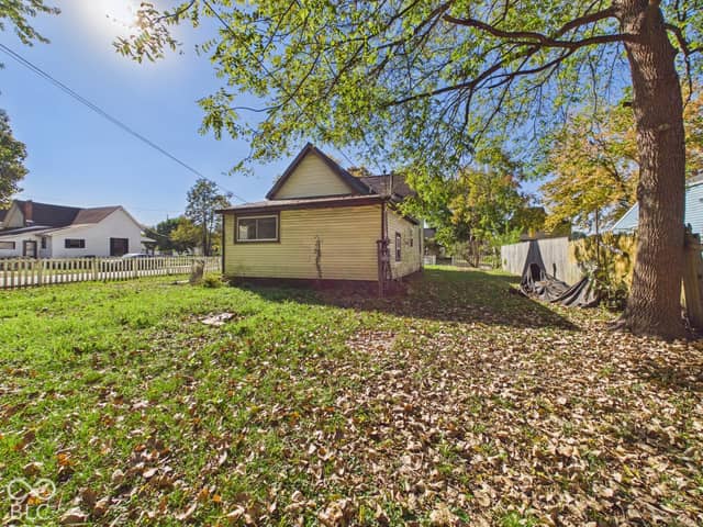 624 Milton Avenue, Anderson, IN 46012, photo 5 of 9