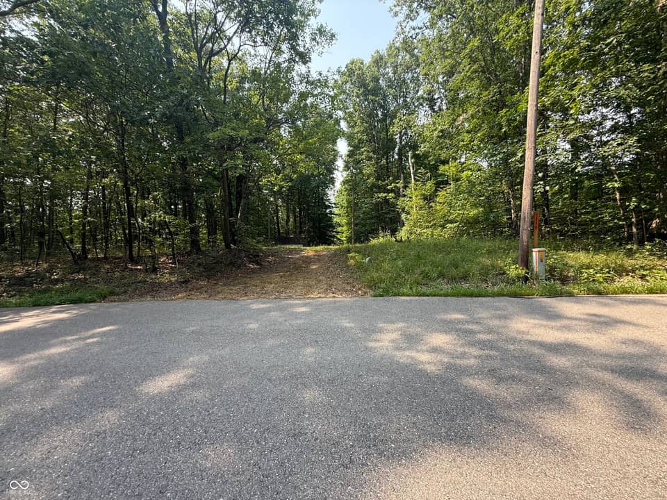 9450 S Chapel Hill Road, Heltonville