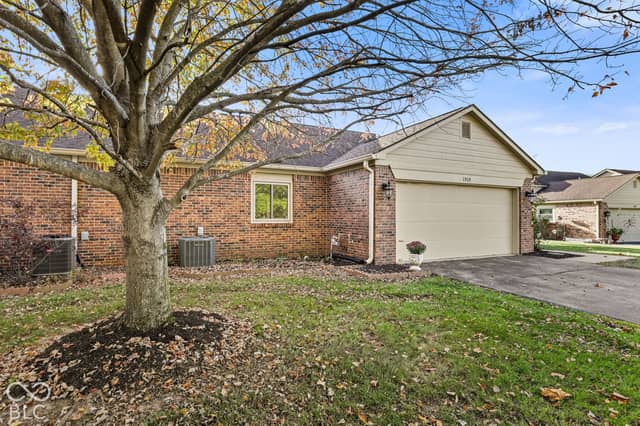 1919 Crystal Bay East Drive, Plainfield, IN 46168, photo 3 of 40
