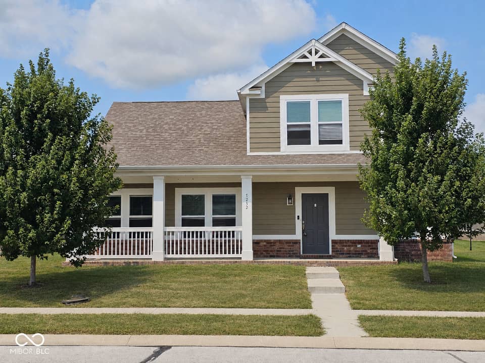7252 Lockford Walk N, Avon