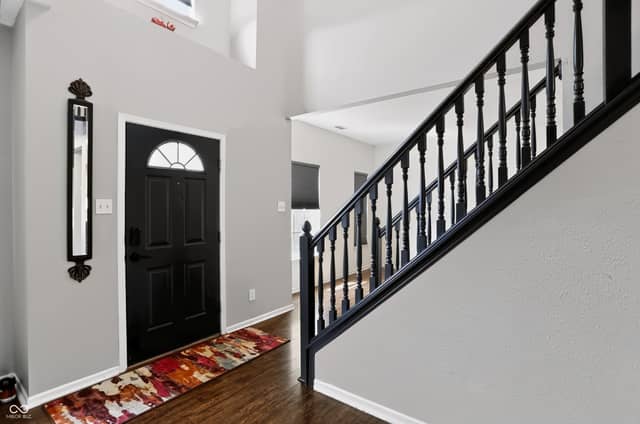 5415 Grassy Bank Drive, Indianapolis, IN 46237, photo 4 of 68