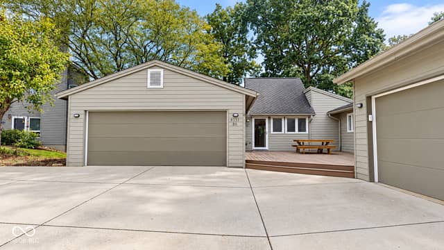 9531 S Harbour Pointe Drive, Bloomington, IN 47401, photo 3 of 30