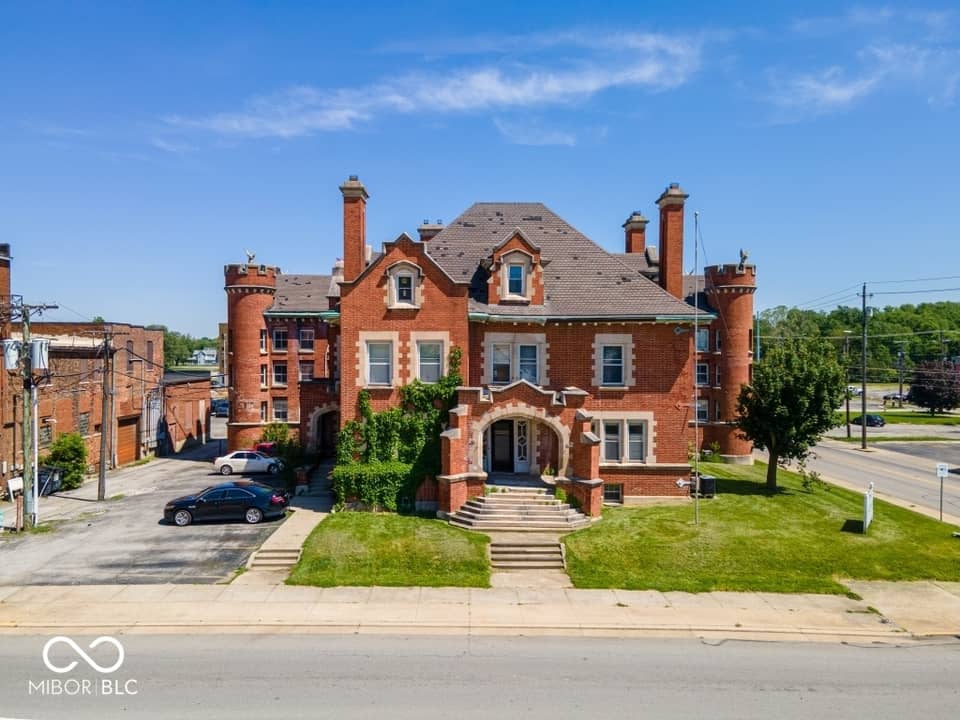 215 E 3rd Street, Marion