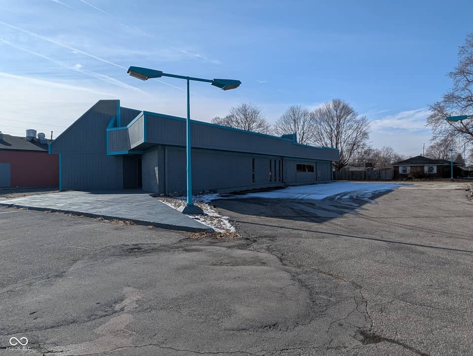 905 S Scatterfield Road, Anderson