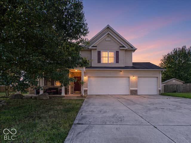 9655 Rhodes Court, Avon, IN 46123, photo 2 of 43