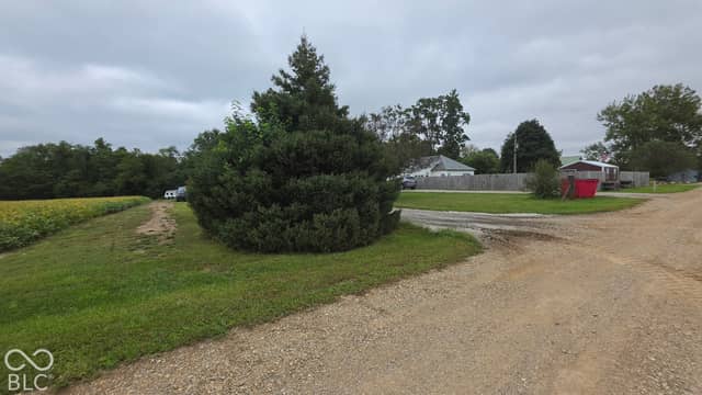 1600 W Snoddy Road, Covington, IN 47932, photo 5 of 28