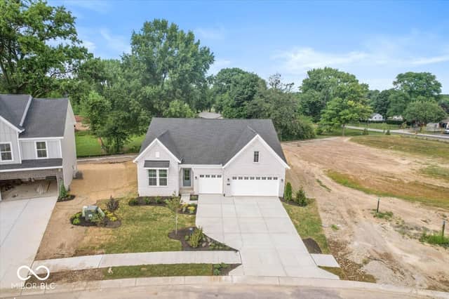 9570 Hemingway Drive, Indianapolis, IN 46239, photo 5 of 32