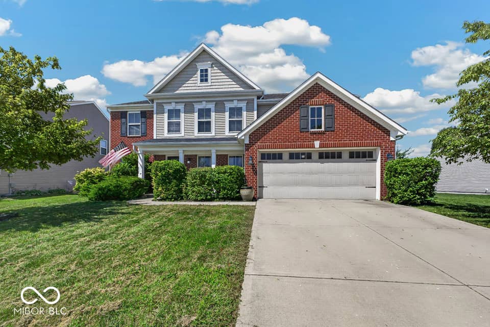 2570 Falcon Drive, Greenwood, IN 46143, photo 1 of 60