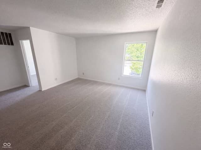 15294 Clear Street, Noblesville, IN 46060, photo 5 of 28