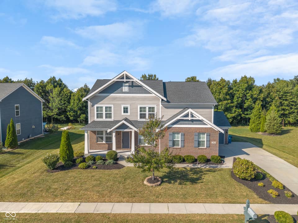 650 Ridge Gate Drive, Brownsburg, IN 46112, photo 1 of 55