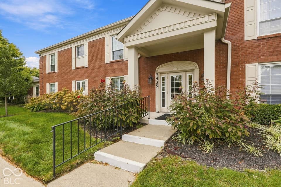 7435 Lions Head #C, Indianapolis, IN 46260, photo 1 of 47