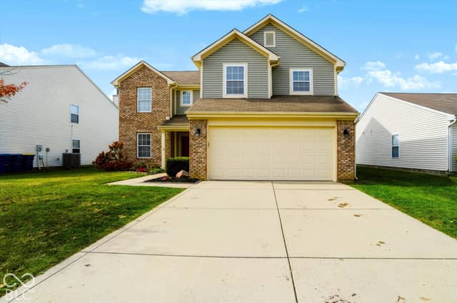 14226 Gentry Drive, Fishers, IN 46038, photo 3 of 57