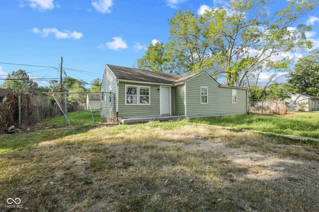 4705 Prospect Street, Indianapolis, IN 46203, photo 3 of 29