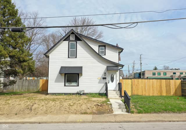 19 N Ritter Avenue, Indianapolis, IN 46219, photo 5 of 42