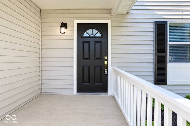 11021 E Amburg Court, Indianapolis, IN 46235, photo 5 of 28
