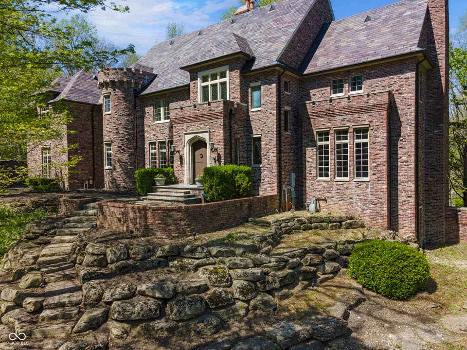 7946 Mill Stream Circle, Indianapolis