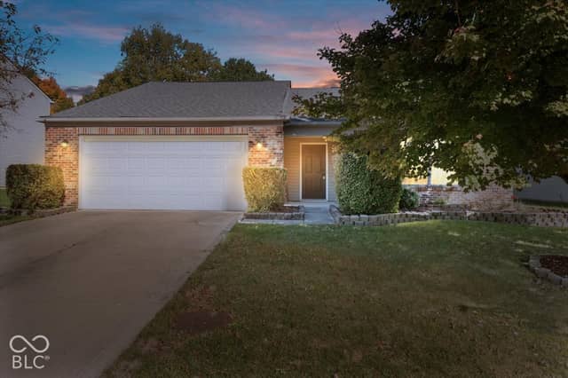 6612 Greenspire Place, Indianapolis, IN 46221, photo 3 of 29