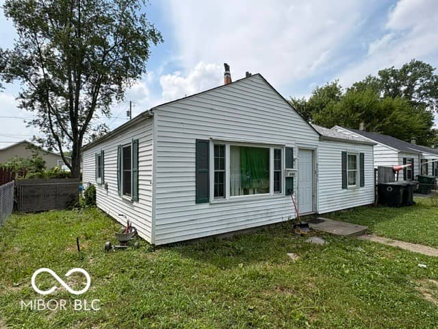 2301 S Vine Street, Muncie, IN 47302, photo 3 of 9