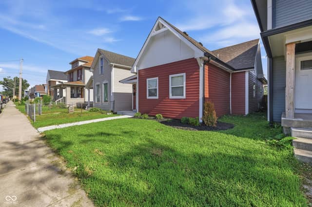 261 E Minnesota Street, Indianapolis, IN 46225, photo 5 of 33