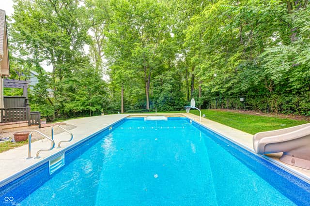7555 Chablis Circle, Indianapolis, IN 46278, photo 3 of 72