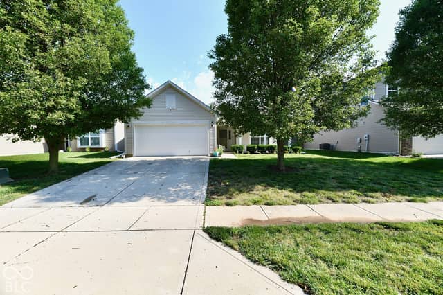 11308 Funny Cide Drive, Noblesville, IN 46060, photo 3 of 42