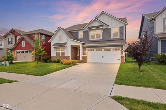3241 Kent Drive, Brownsburg, IN 46112, photo 2 of 35