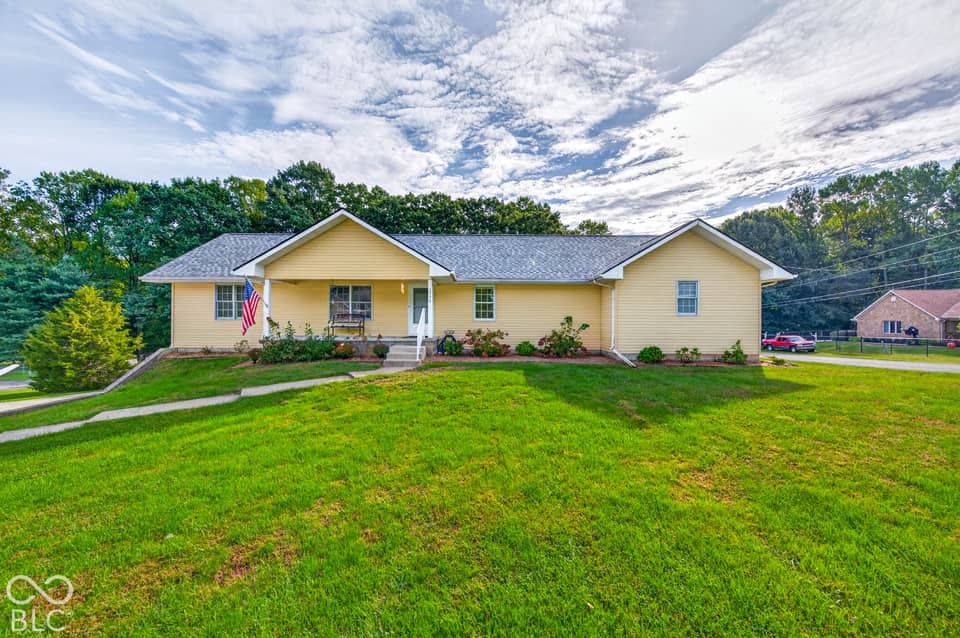 3598 E Rembrandt Drive, Martinsville, IN 46151, photo 1 of 73