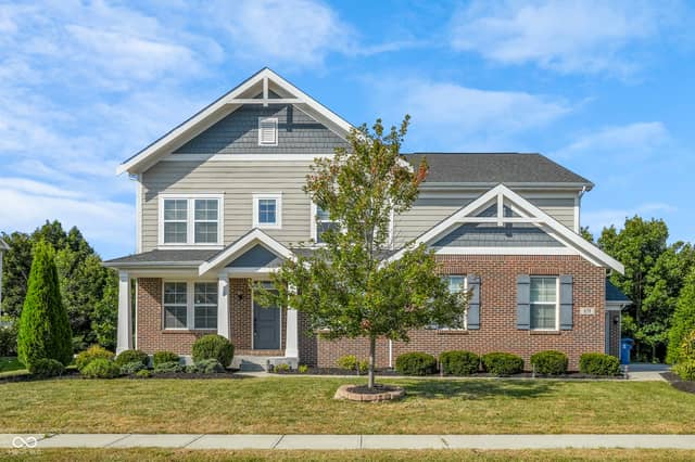 650 Ridge Gate Drive, Brownsburg, IN 46112, photo 3 of 55