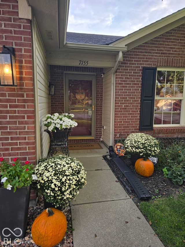 7155 N Lyndhurst Crossing, McCordsville, IN 46055, photo 4 of 24