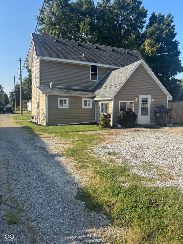 208 W Filmore Street, Alexandria, IN 46001, photo 4 of 17