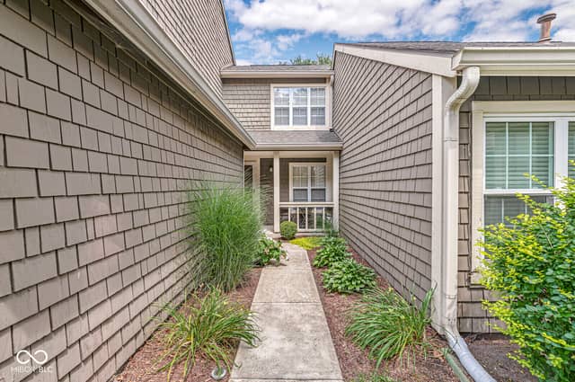 4613 Framington Court, Indianapolis, IN 46254, photo 4 of 41