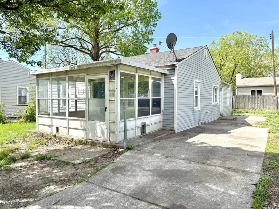 606 Good Avenue, Indianapolis, IN 46219, photo 1 of 32