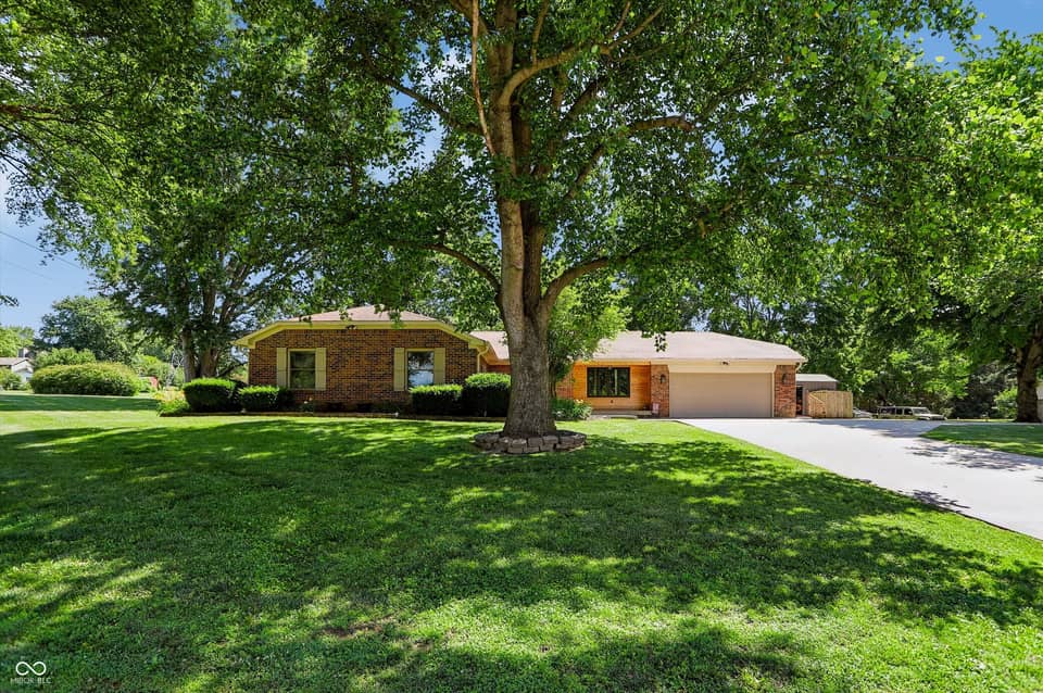 2577 Horizon Boulevard, Greenwood