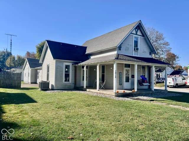 1015 W Market Street, Crawfordsville, IN 47933, photo 2 of 25