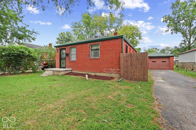 313 S Sheridan Avenue, Indianapolis, IN 46219, photo 2 of 29