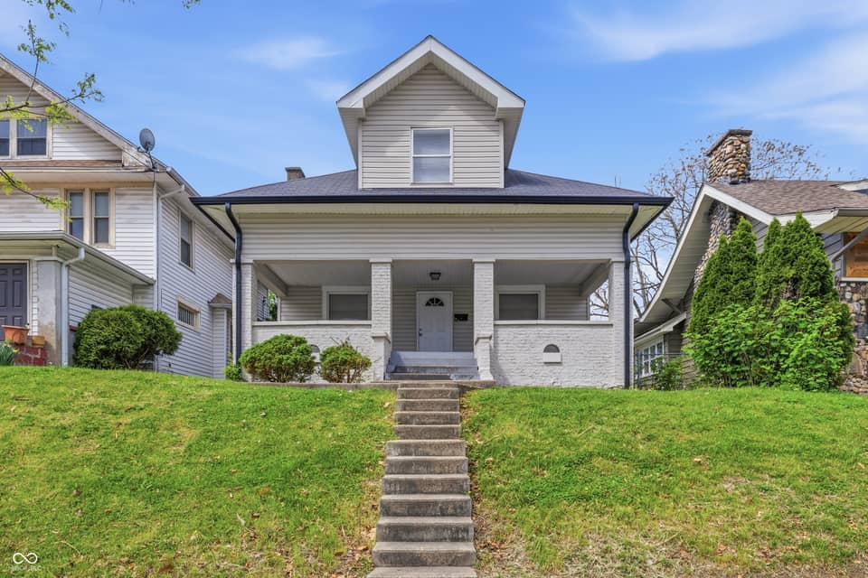 3844 Graceland Avenue, Indianapolis, IN 46208, photo 1 of 36