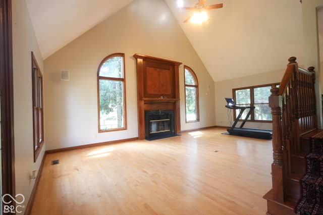 441 W Thompson Road, Indianapolis, IN 46217, photo 2 of 32