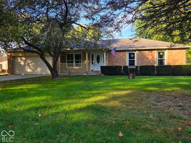 6614 Weil Drive, Brownsburg, IN 46112, photo 2 of 38