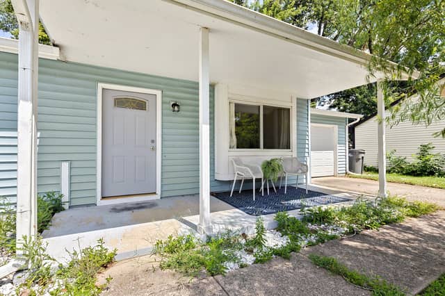 5126 Carob, Indianapolis, IN 46237, photo 2 of 20