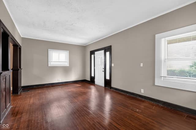 609 N Linwood Avenue, Indianapolis, IN 46201, photo 5 of 15