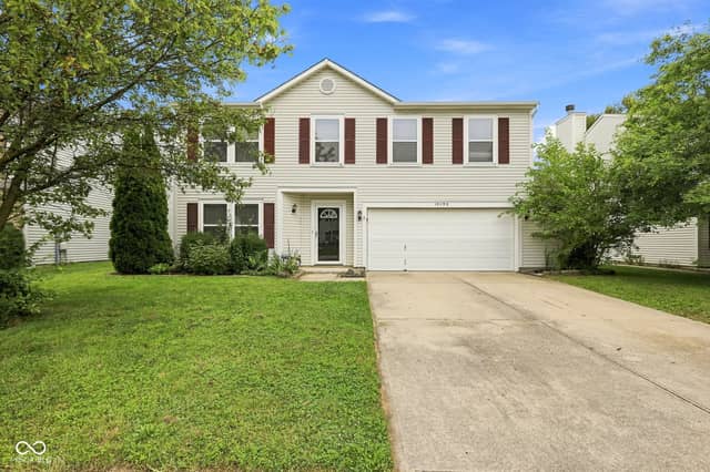 10198 Apple Blossom Circle, Fishers, IN 46038, photo 2 of 35