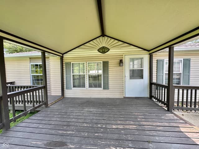 74 Tennessee, Clayton, IN 46118, photo 3 of 19