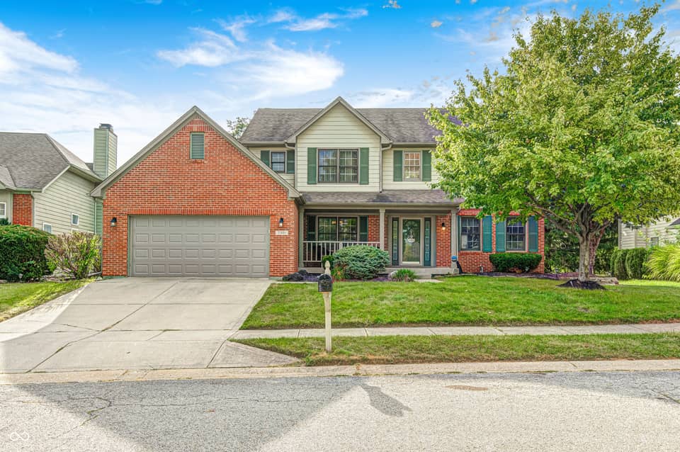 7301 Chestnut Hills Boulevard, Indianapolis, IN 46278, photo 1 of 34