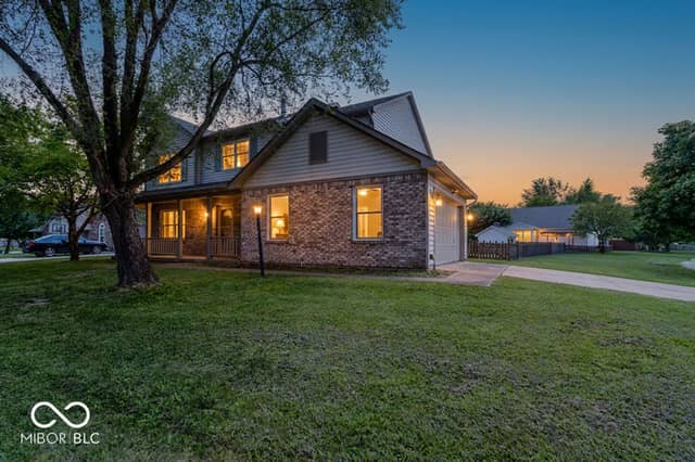 10663 Blue Flax Court, Noblesville, IN 46060, photo 4 of 39