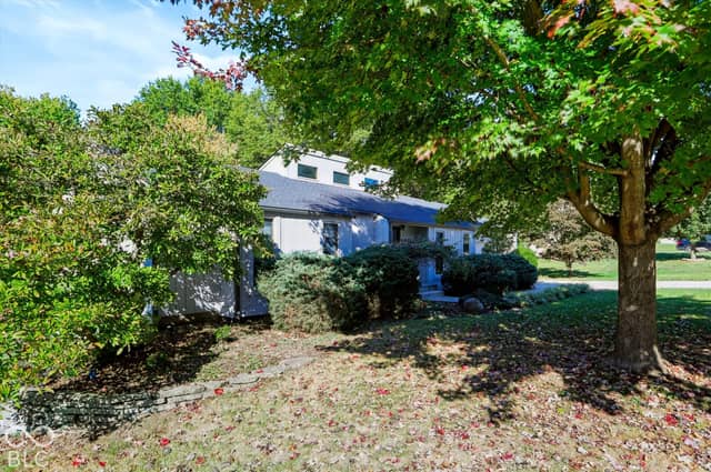 840 Countryside Lane, Columbus, IN 47201, photo 5 of 99