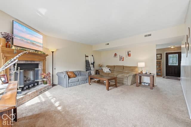 9960 Youngwood Lane, Fishers, IN 46038, photo 5 of 27