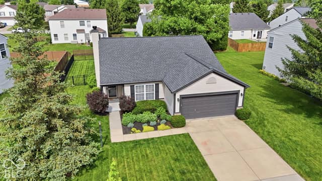 11974 Princewood Drive, Fishers, IN 46037, photo 3 of 35