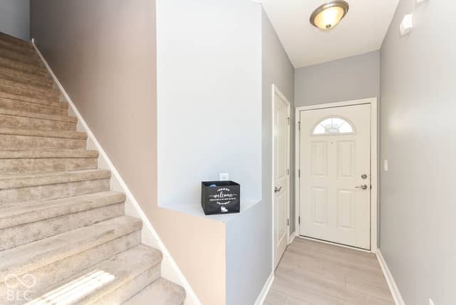 9628 Rolling Plain Drive, Noblesville, IN 46060, photo 5 of 30