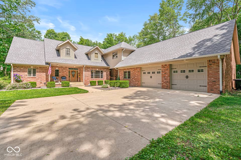 5599 N Brandywine Road, Shelbyville, IN 46176, photo 1 of 45