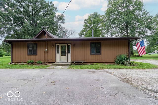 6741 Camby Road, Indianapolis, IN 46221, photo 5 of 37